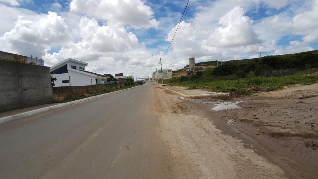 Imagens do imóveis Terreno à venda por R$ 175.000,00 - BR 423 - Garanhuns/PE