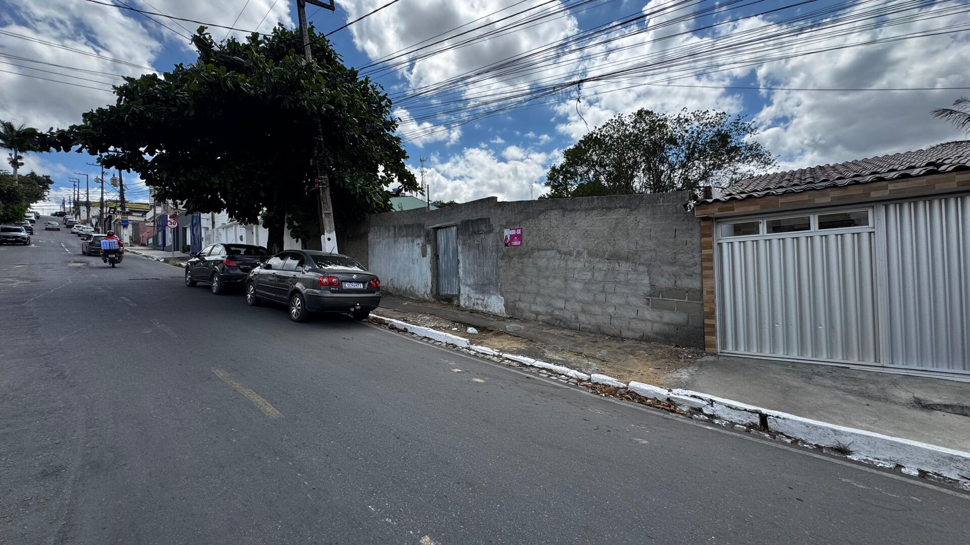Terreno a venda 15x27,5  Bairro Boa Vista por R$250.000,00 Garanhuns-PE