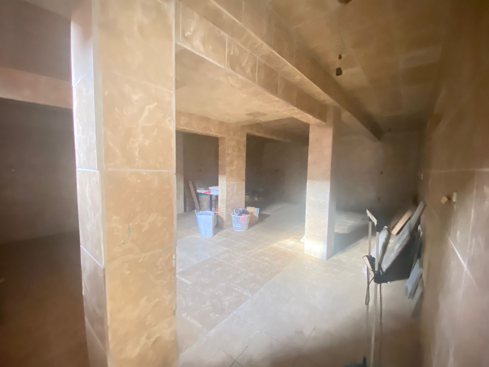 Imagens do imóveis Ampla Casa Comercial para Clínicas e Escritórios por R$10.000,00– Av. José Custódio das Neves, Heliópolis
