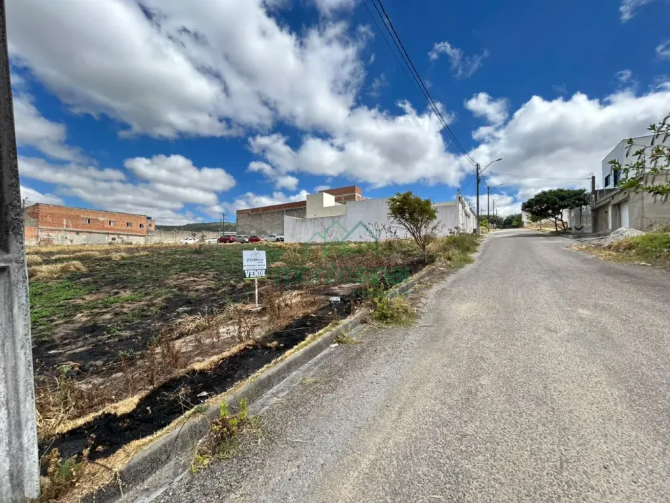 Imagens do imóveis Terreno à venda no Loteamento Serra Branca em Garanhuns por R$110.000,00