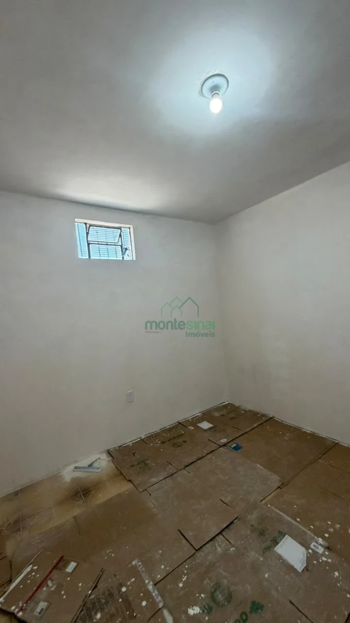 Imagens do imóveis Casa comercial para locação no Heliópolis por R$4.700,00