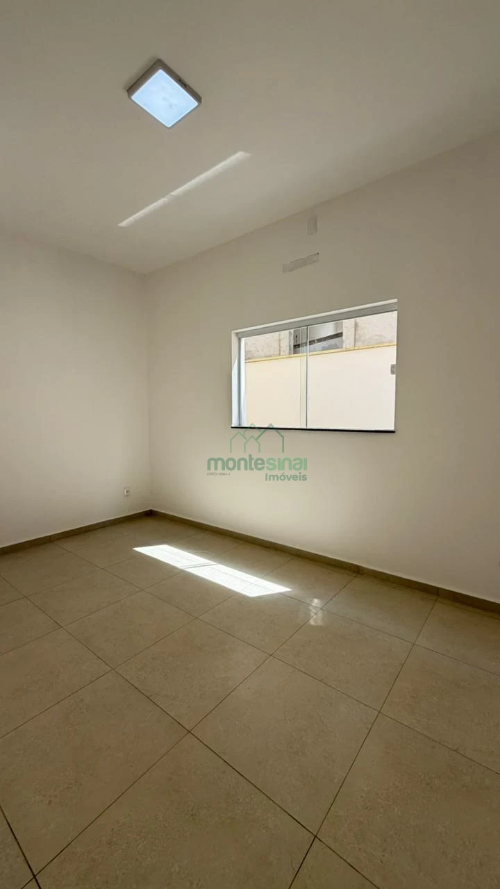 Imagens do imóveis Casa de alto padrão para locação no Condomínio Portal das Colinas por R$4.500,00