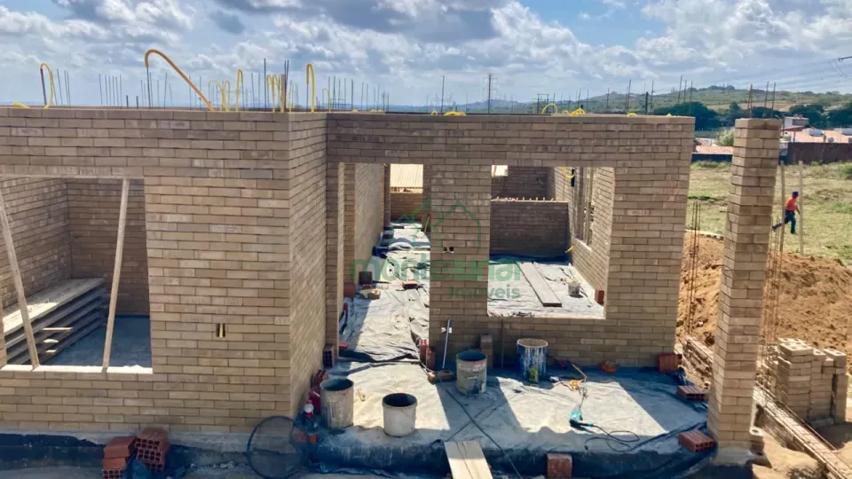 Imagens do imóveis Casa à venda no Cidade das flores por R$420.000,00