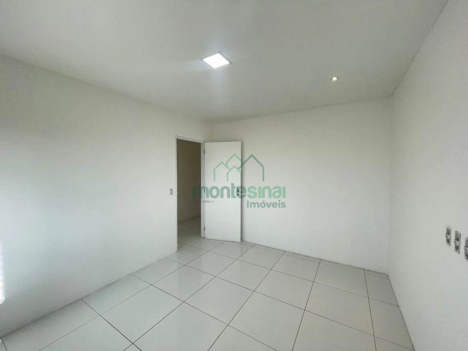 Imagens do imóveis Casa de alto padrão para locação no condomínio Bellevue por R$4.500,00