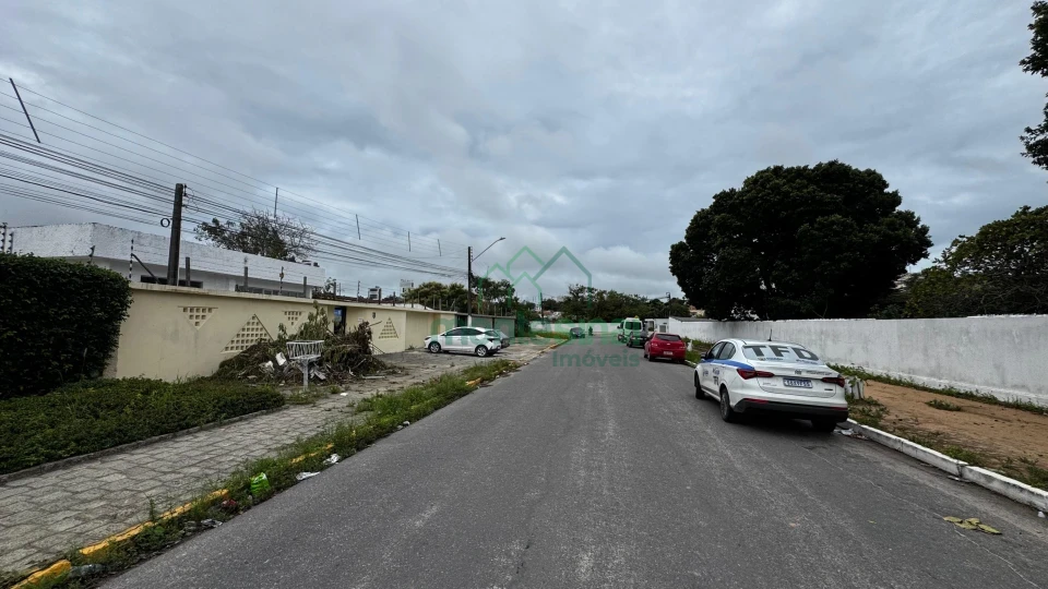 Casa comercial para aluguel no Heliópolis por R$8.000,00