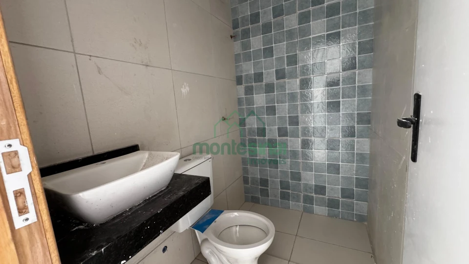 Casa à venda no bairro Francisco Simão dos Santos Figueira em Garanhuns/PE