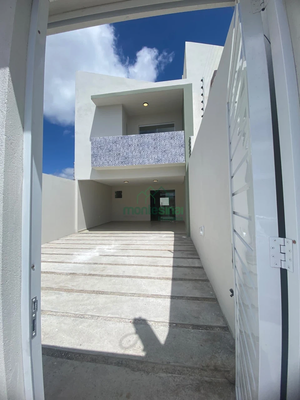 Imagens do imóveis Casa duples para locação no Severiano de Moraes Filho por R$2.100,00
