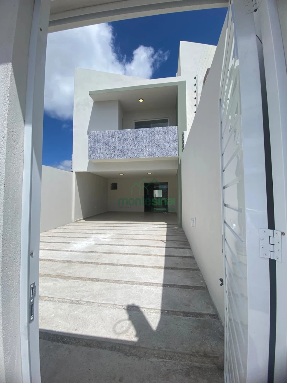 Imagens do imóveis Casa duples para locação no Severiano de Moraes Filho por R$2.100,00