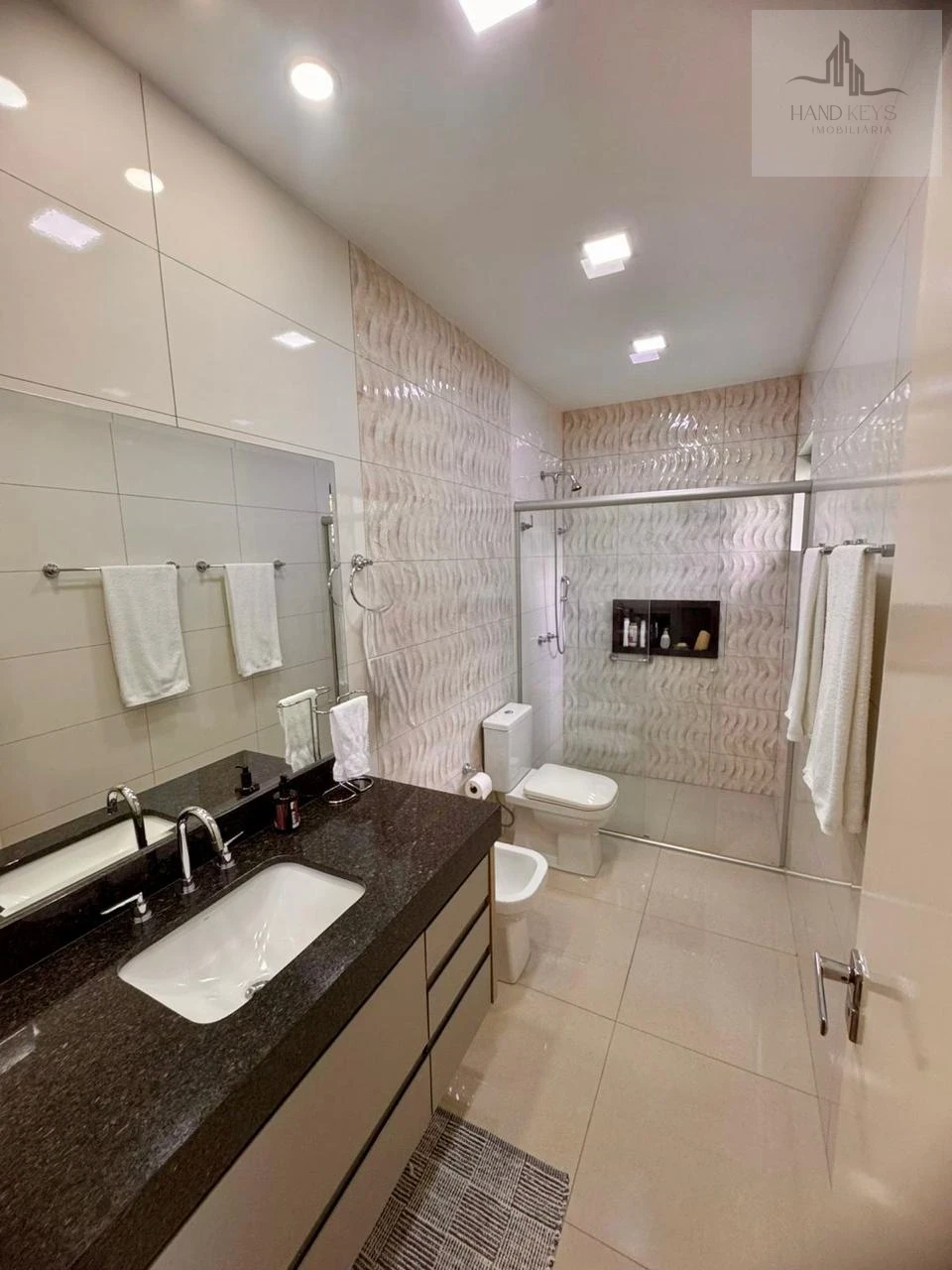 Imagens do imóveis ACEITA PERMUTA - Casa Em Condomínio À Venda Estância Bom Tempo Londrina