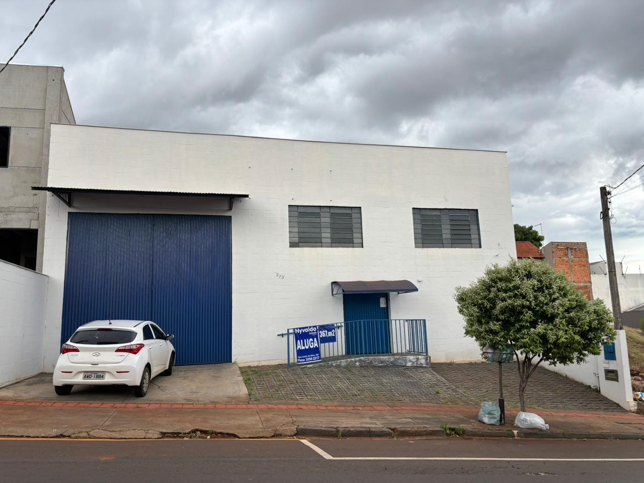 Galpão Comercial  367 m² Av. Senador Souza Naves, 915