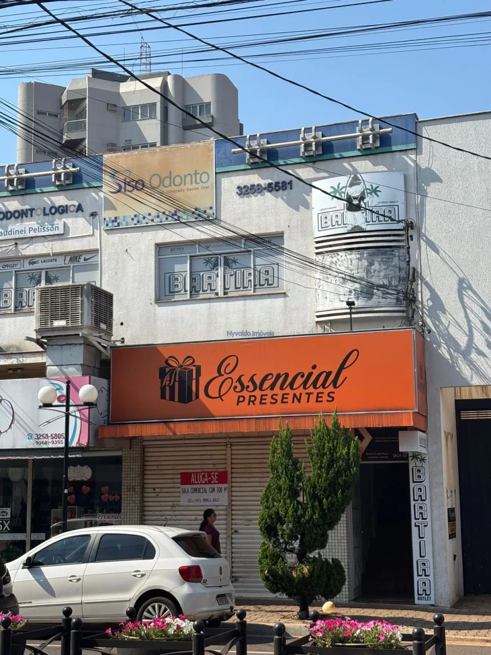 Sala Comercial - Avenida Paraná, 95, Ibiporã-PR.