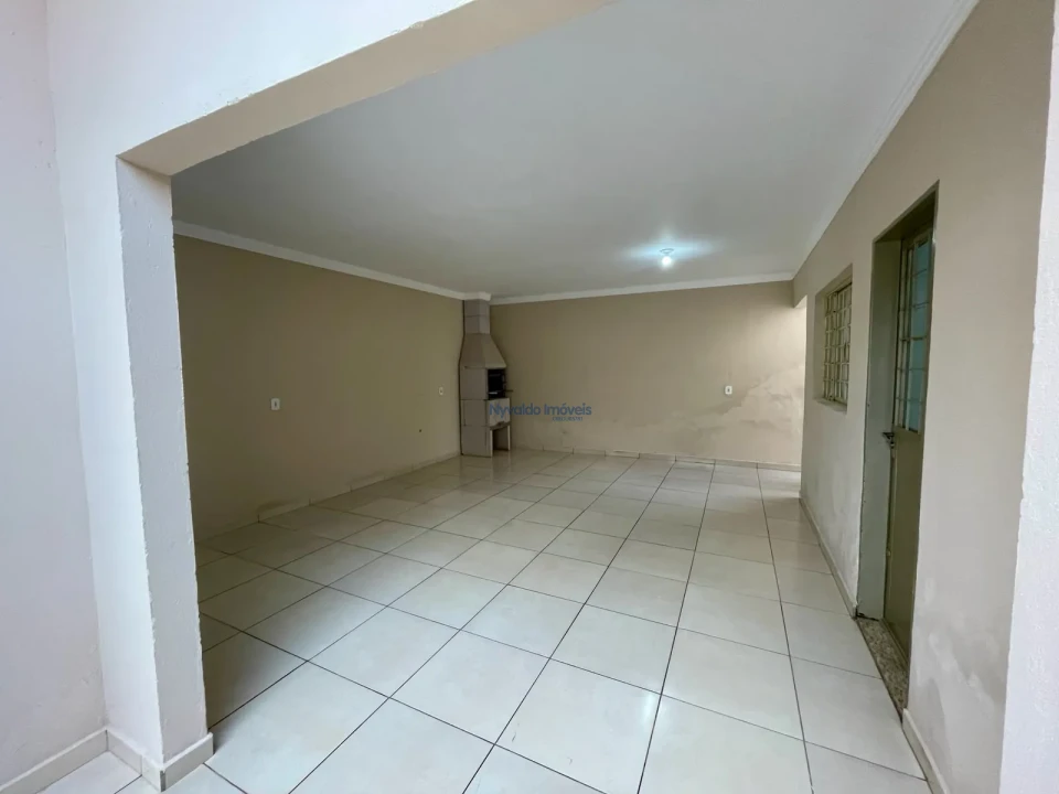 Imagens do imóveis Casa (03 dormitórios) Rua Laerte Pelizer, 154, Ibiporã-PR.