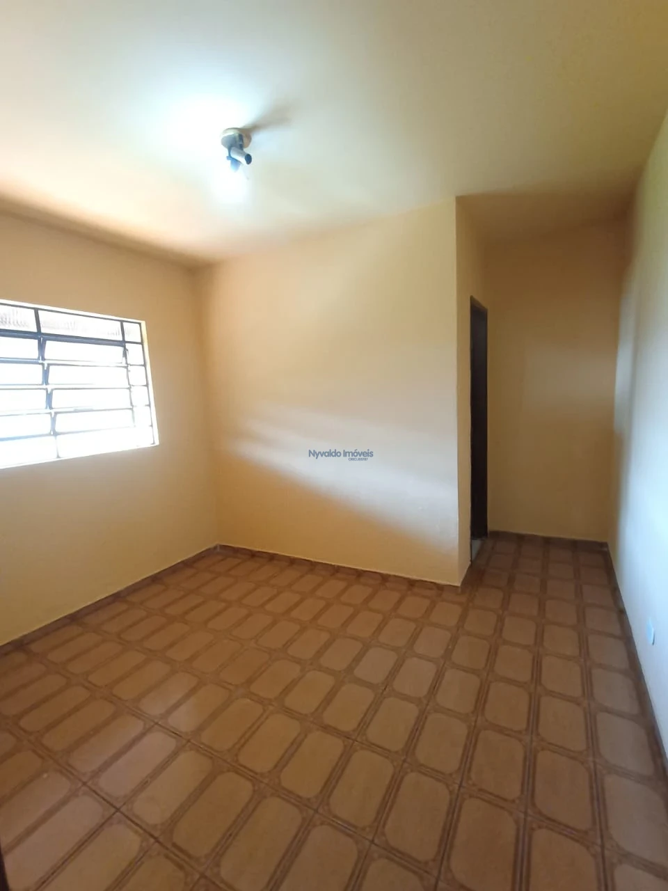 Imagens do imóveis *EM BREVE*    CASA FUNDOS CENTRO ( UM QUARTO)  *EM BREVE *