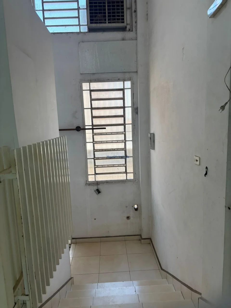 Sala Comercial - Avenida Paraná, 95, Ibiporã-PR.