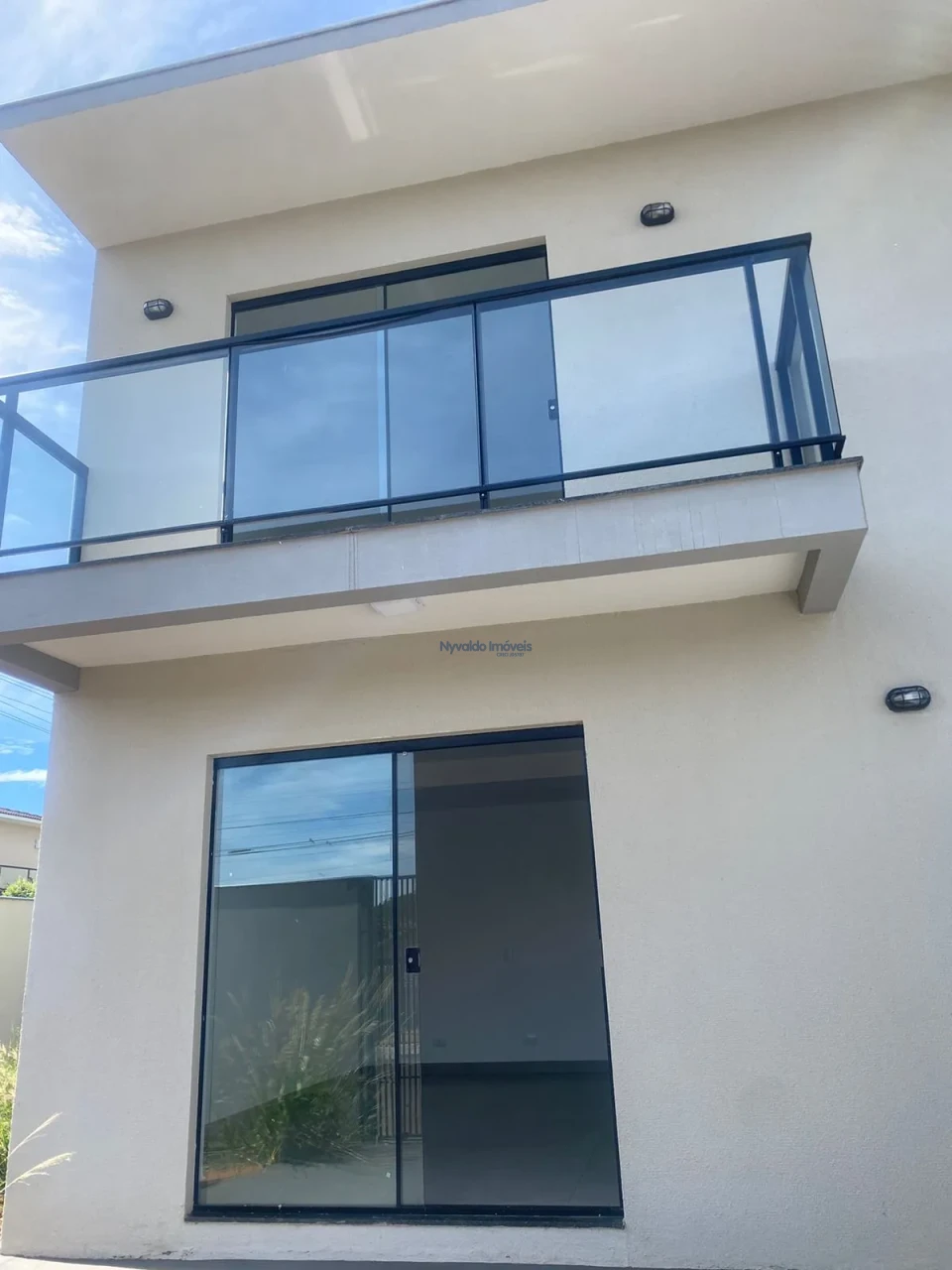 Imagens do imóveis Casa Sobrado 1 Residencial  Alberto Negro