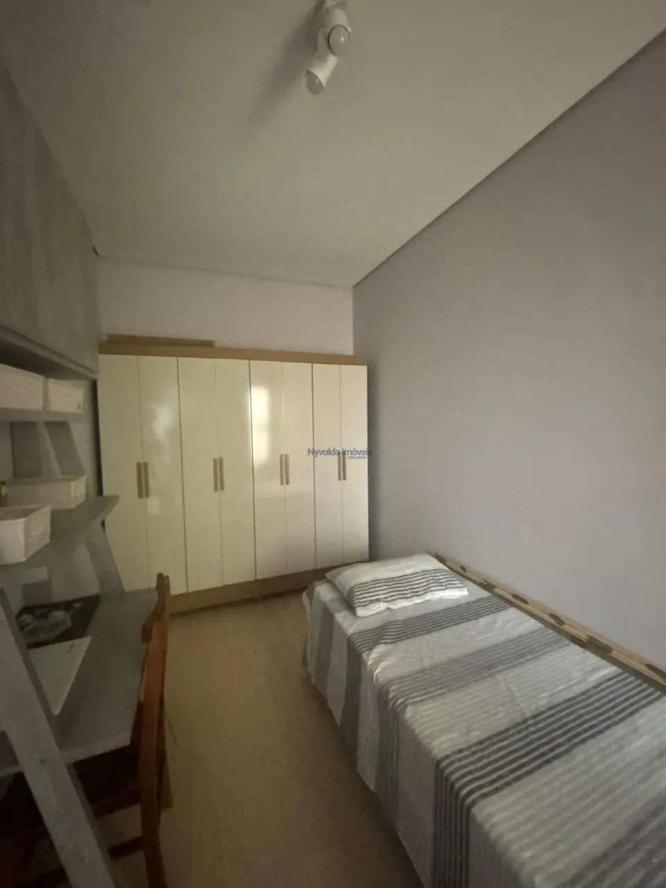 Imagens do imóveis Casa em alvenaria situada à Praça Ciro Ibirá de Barros, 51, Centro de Ibiporã - PR.