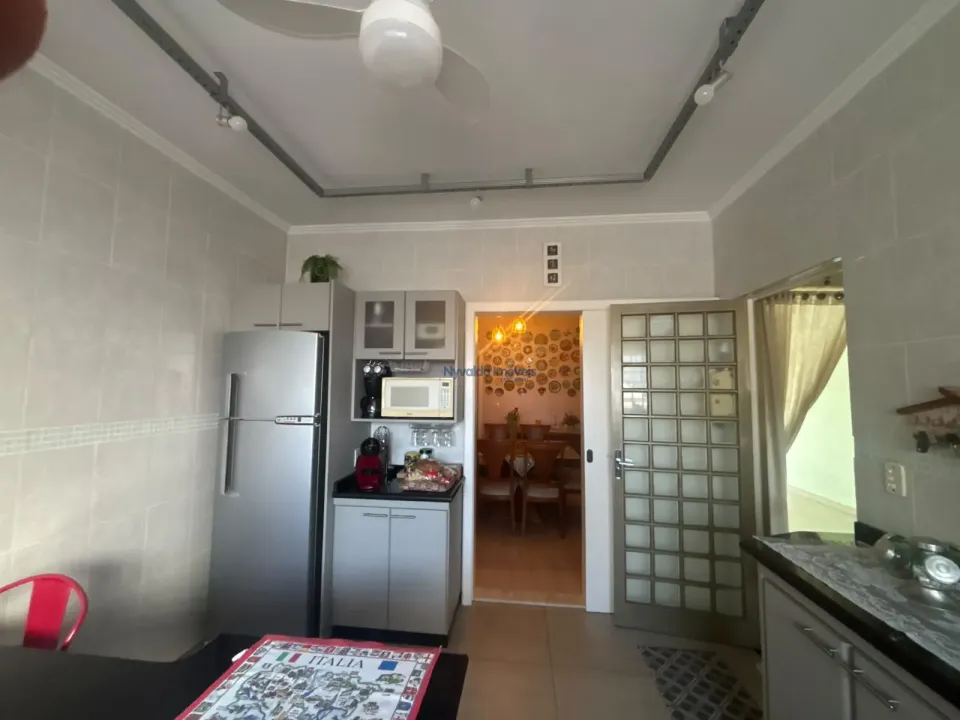 Imagens do imóveis Casa em alvenaria situada à Praça Ciro Ibirá de Barros, 51, Centro de Ibiporã - PR.