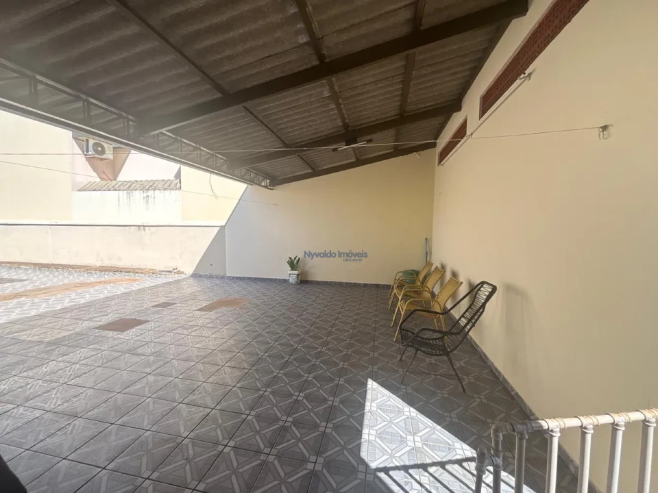 Imagens do imóveis Casa Central em Ibiporã - Rua Sete de Setembro, 339.