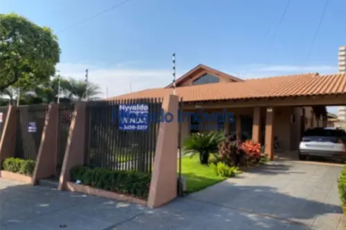 CASA RUA CARLOS CAVALCANTI 68 CENTRO