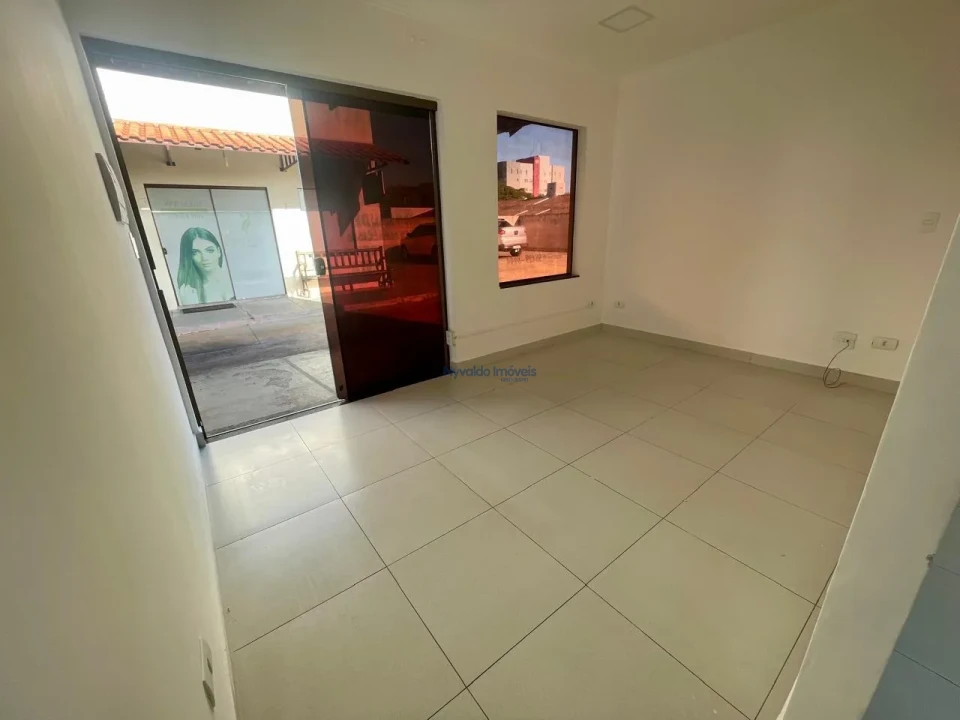 Imagens do imóveis Imóvel Comercial Galeria 19 (Sala 08), Av. 19 de Dezembro, 757.