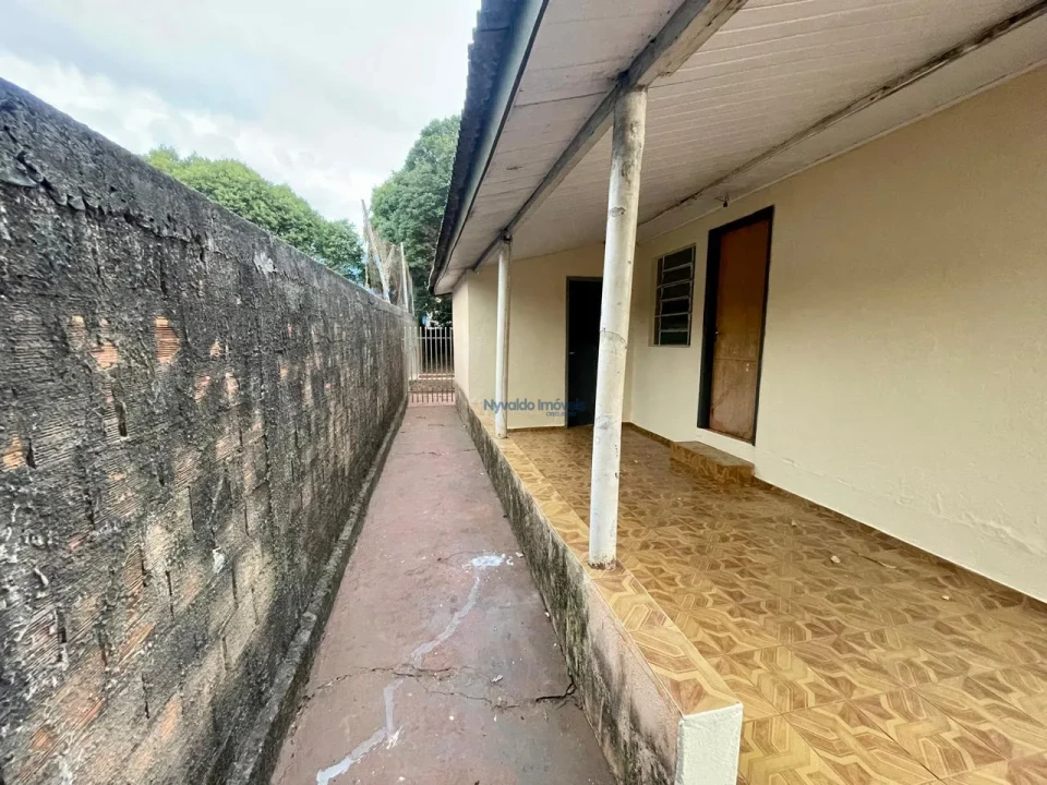Imagens do imóveis CASA Av. Souza Naves  n° 1595
