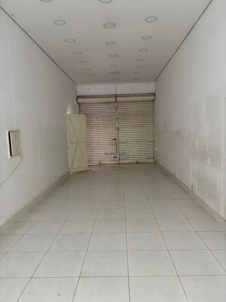 Sala Comercial - Avenida Paraná, 95, Ibiporã-PR.