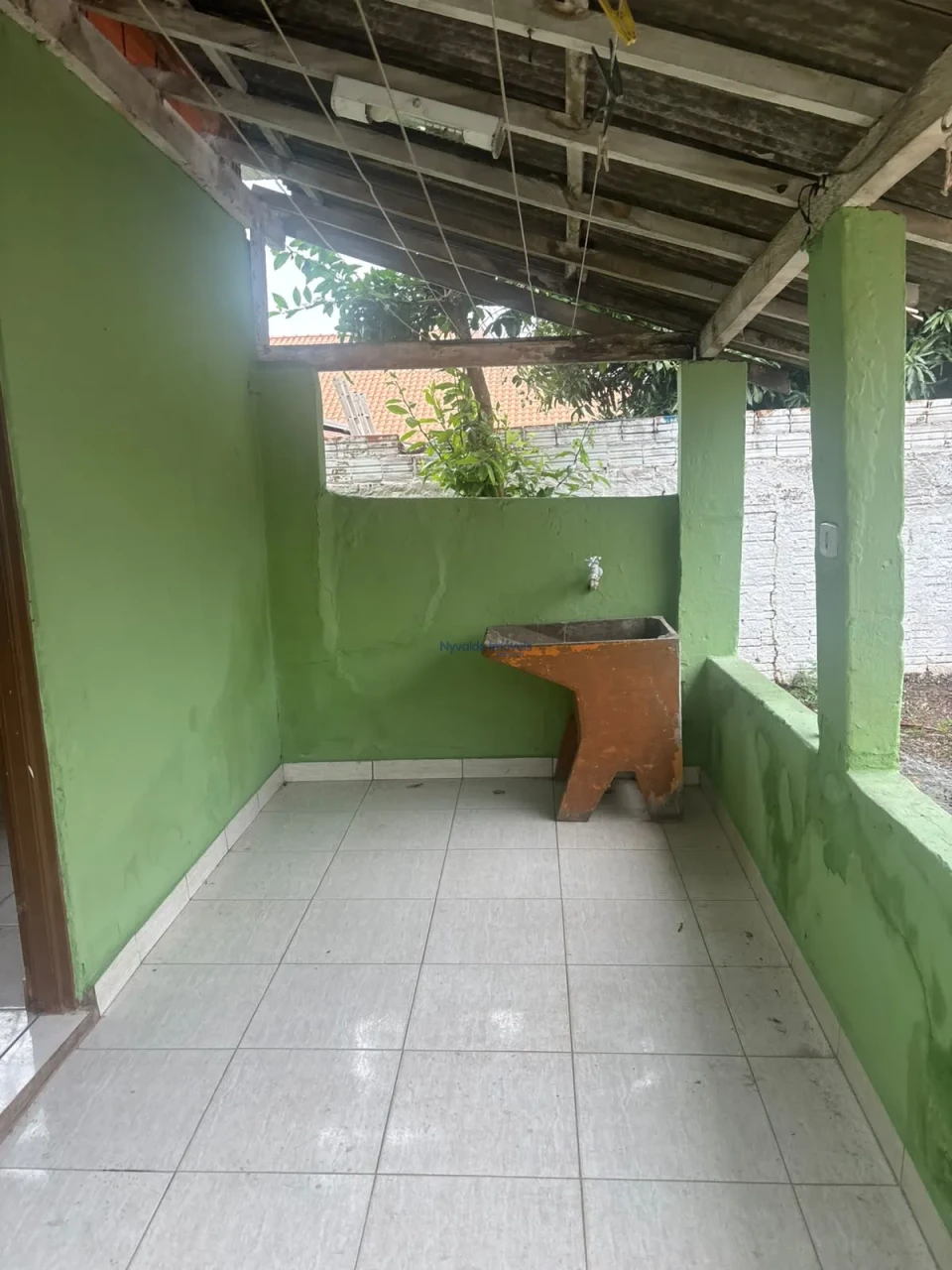 Imagens do imóveis CASA CENTRO FUNDOS DOIS DORMITÓRIOS