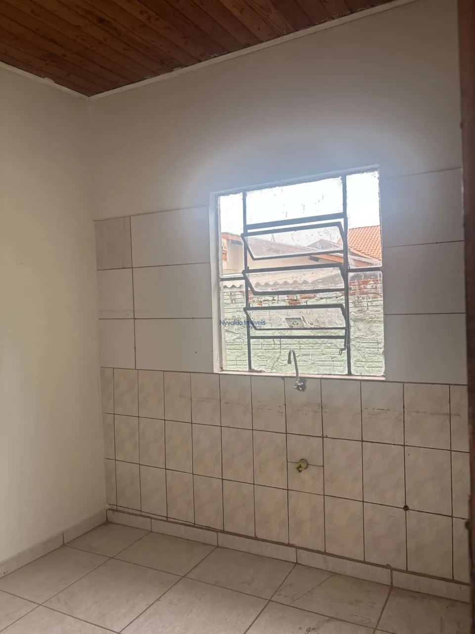 Imagens do imóveis CASA CENTRO FUNDOS DOIS DORMITÓRIOS
