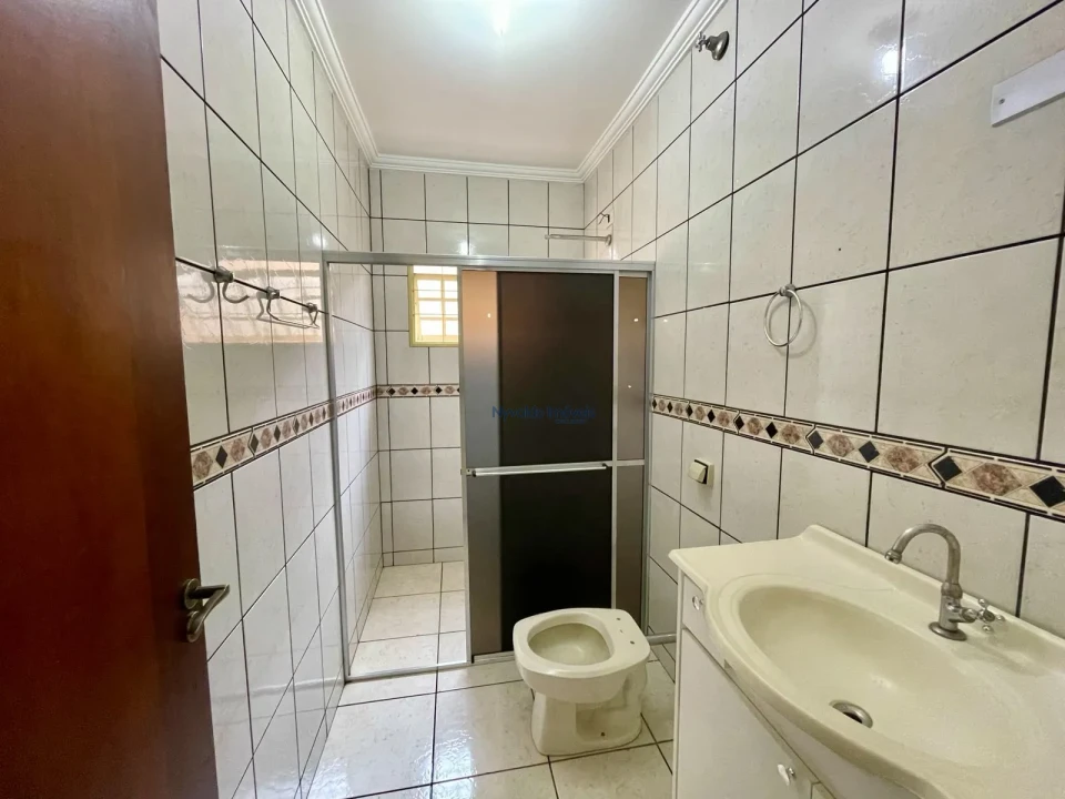Imagens do imóveis Casa (03 dormitórios) Rua Laerte Pelizer, 154, Ibiporã-PR.