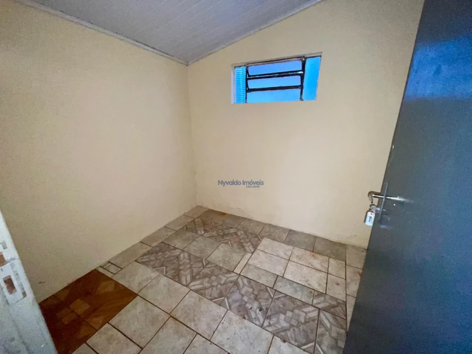 Imagens do imóveis CASA Av. Souza Naves  n° 1595