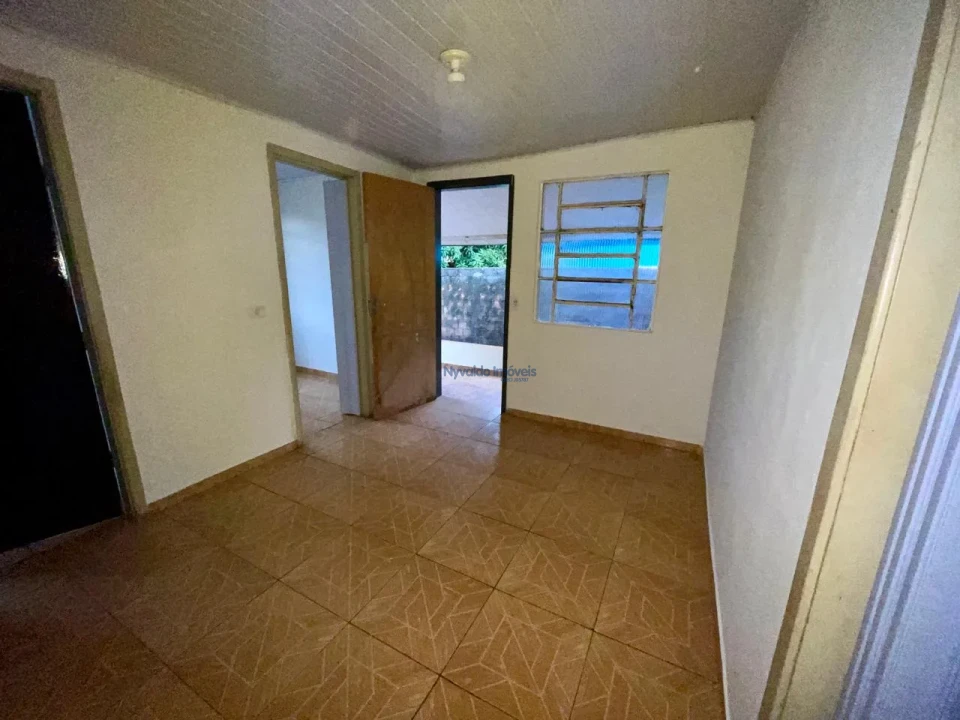 Imagens do imóveis CASA Av. Souza Naves  n° 1595