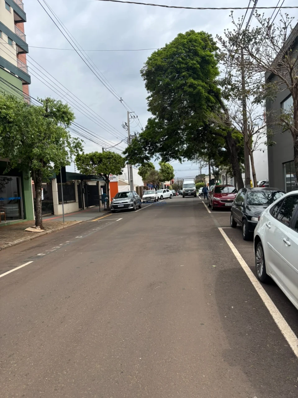 Imagens do imóveis CASA A VENDA - RUA PAULO FRONTIN ,230 - EM AREA COMERCIAL.
