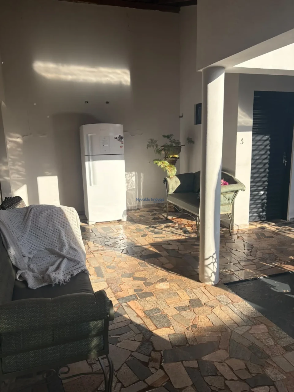 Imagens do imóveis Casa Avenida Senador Souza Naves, 763.