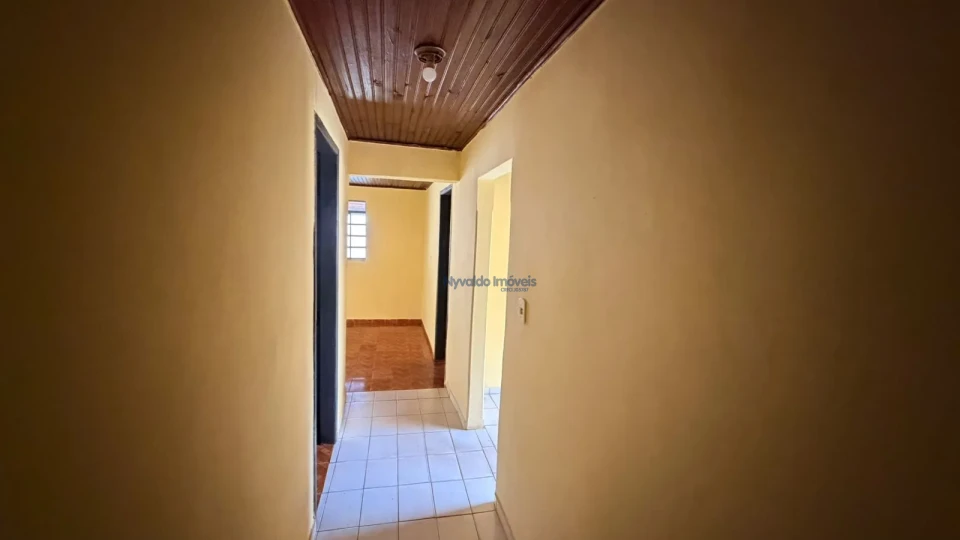 Imagens do imóveis Casa Frente (2 dormitórios) Rua Francisco Loures Salinet, 1.285.