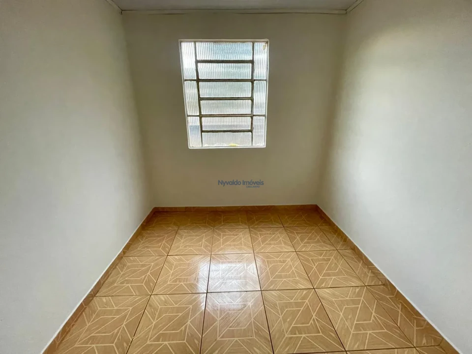 Imagens do imóveis CASA Av. Souza Naves  n° 1595