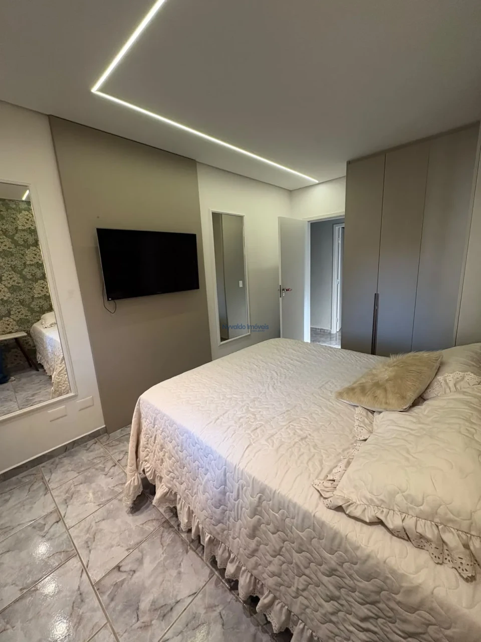 Imagens do imóveis Casa Avenida Senador Souza Naves, 763.