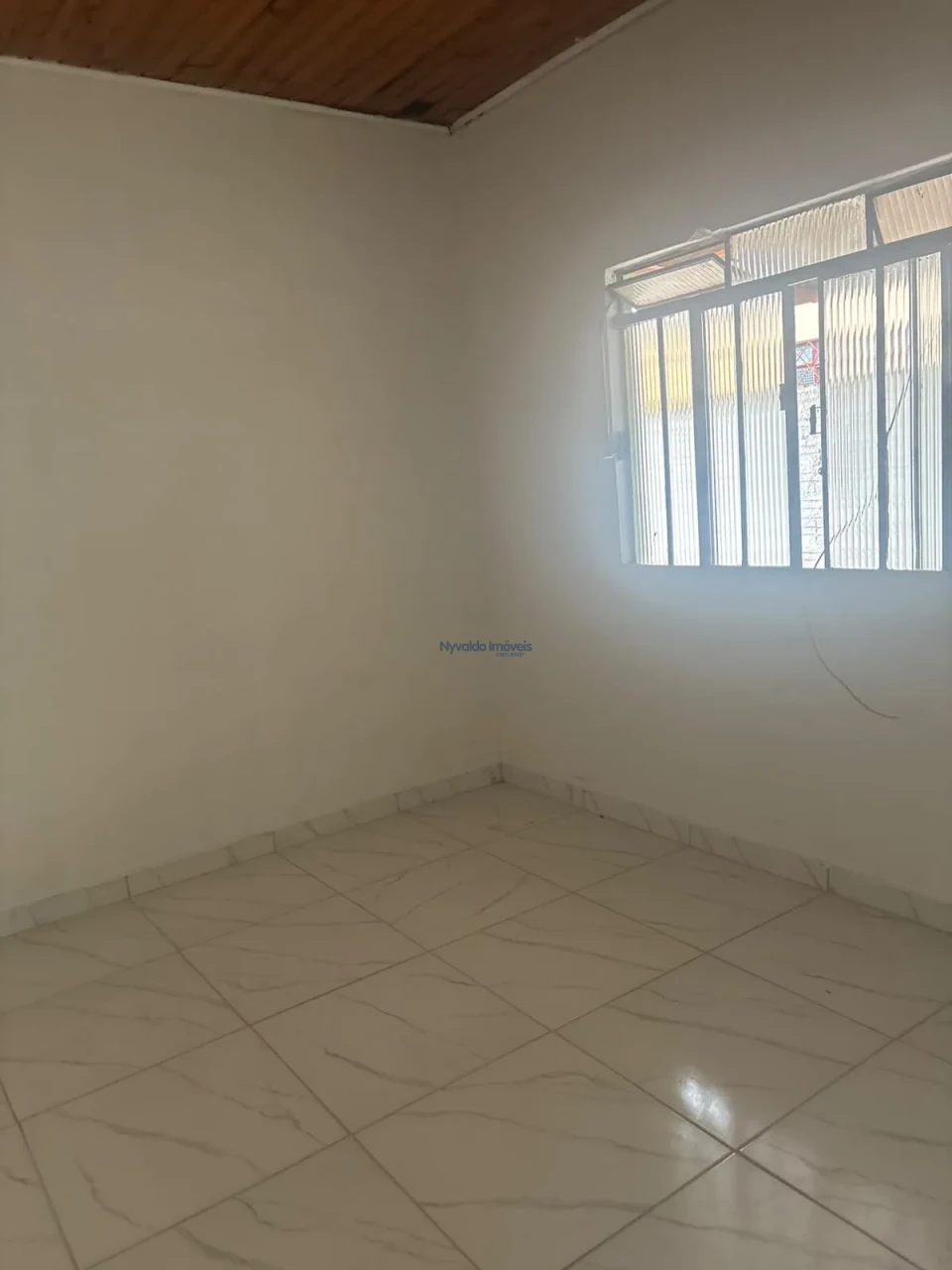 Imagens do imóveis CASA CENTRO FUNDOS DOIS DORMITÓRIOS