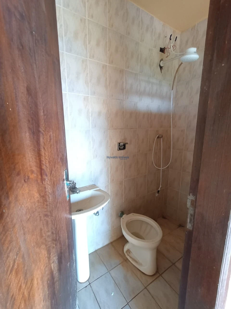 Imagens do imóveis *EM BREVE*    CASA FUNDOS CENTRO ( UM QUARTO)  *EM BREVE *