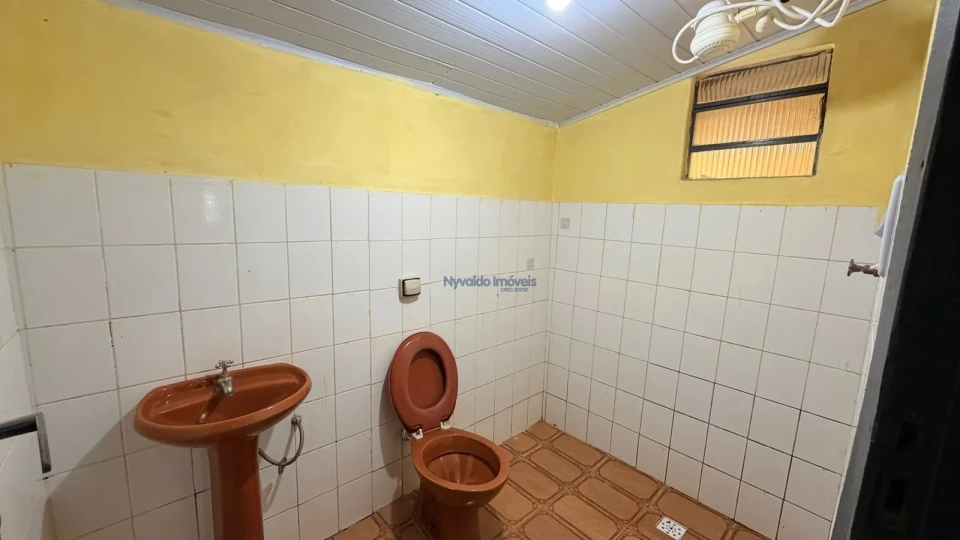 Imagens do imóveis Casa Frente (2 dormitórios) Rua Francisco Loures Salinet, 1.285.