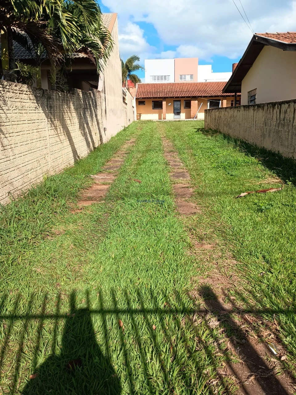 Imagens do imóveis *EM BREVE*    CASA FUNDOS CENTRO ( UM QUARTO)  *EM BREVE *