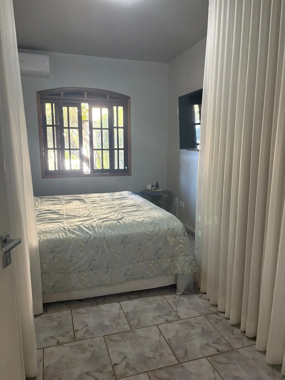 Imagens do imóveis Casa Avenida Senador Souza Naves, 763.