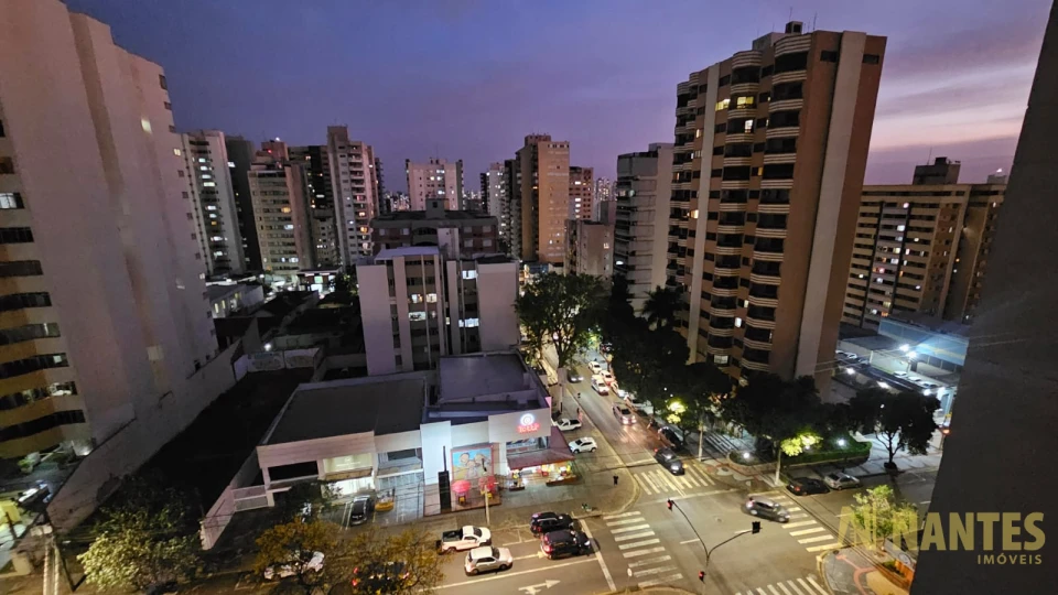 Apartamento a venda no Ed. Montpellier, 47 m² privativos, 1 quarto, Valor R$ 280.000 Centro de Londrina.