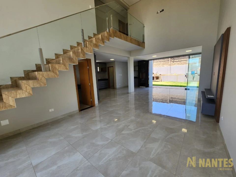 Casa a venda Condominio Fechado zona leste, R$ 1.490.000 com 187m², 3 quartos em Londrina/Pr.