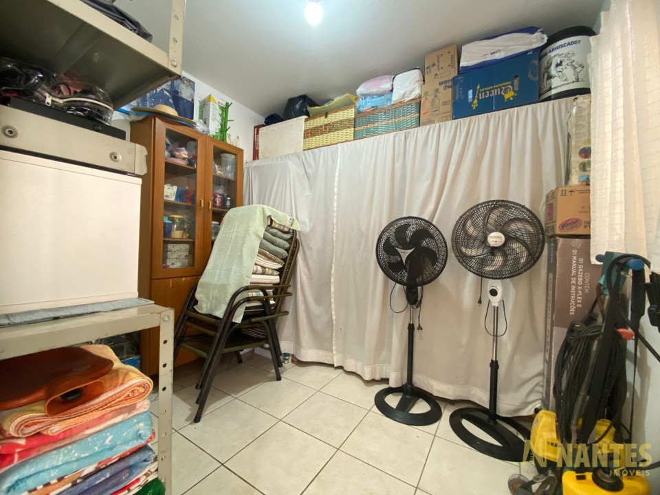Casa à venda com 4 dormitórios, 200 m² R$ 1.090.000, - Jardim San Fernando - Londrina/PR