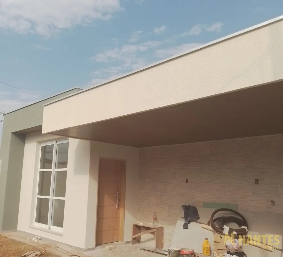 Casa para venda no Jardim Planalto, atrás do Muffato da Saul, com 3 dormitórios sendo 1 suíte - Zona Norte, Londrina PR