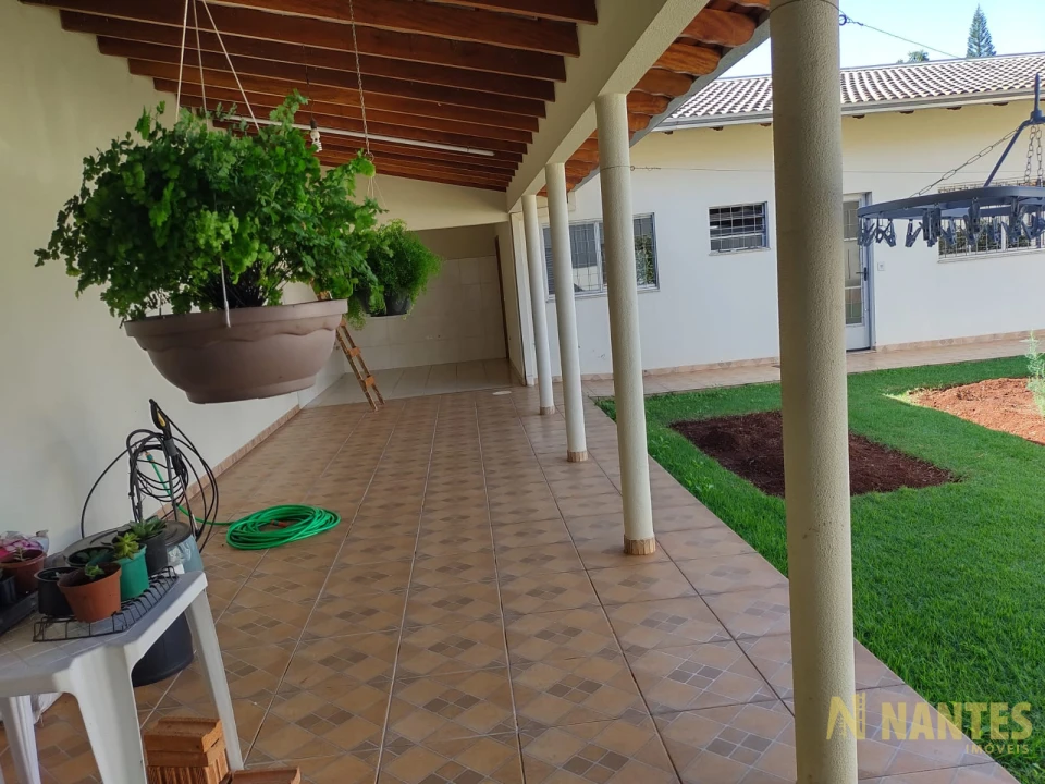 Imagens do imóveis Casa para venda com 189m² úteis e 2 suítes, Bairro Mediterrâneo - Londrina PR