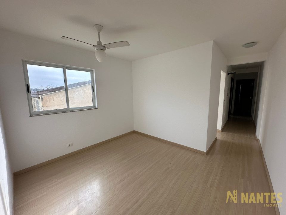 Apartamento para locação no Ed. New Brooklin Residence, Jardim Higienopólis - Londrina PR