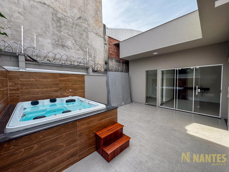 Casa térrea a venda no Condominio Bella, 152 m² privativos 3 quartos por R$ 1.225.000, Jardim Montecatini Londrina/Pr.