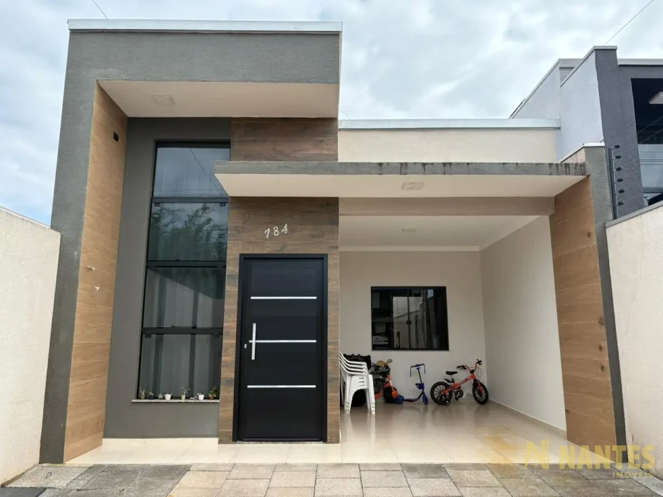 Casa a venda, 3 quartos, 95m² privativos por R$ 398.000, Bairro Cascavel Velho, Cascavel/Pr.