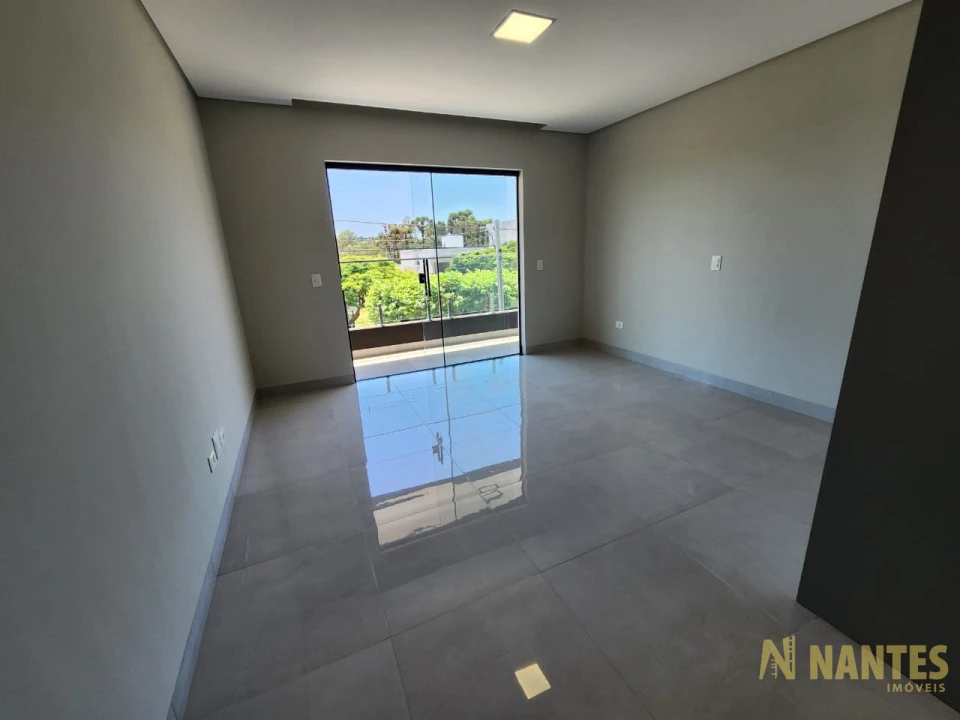 Casa a venda Condominio Fechado zona leste, R$ 1.490.000 com 187m², 3 quartos em Londrina/Pr.